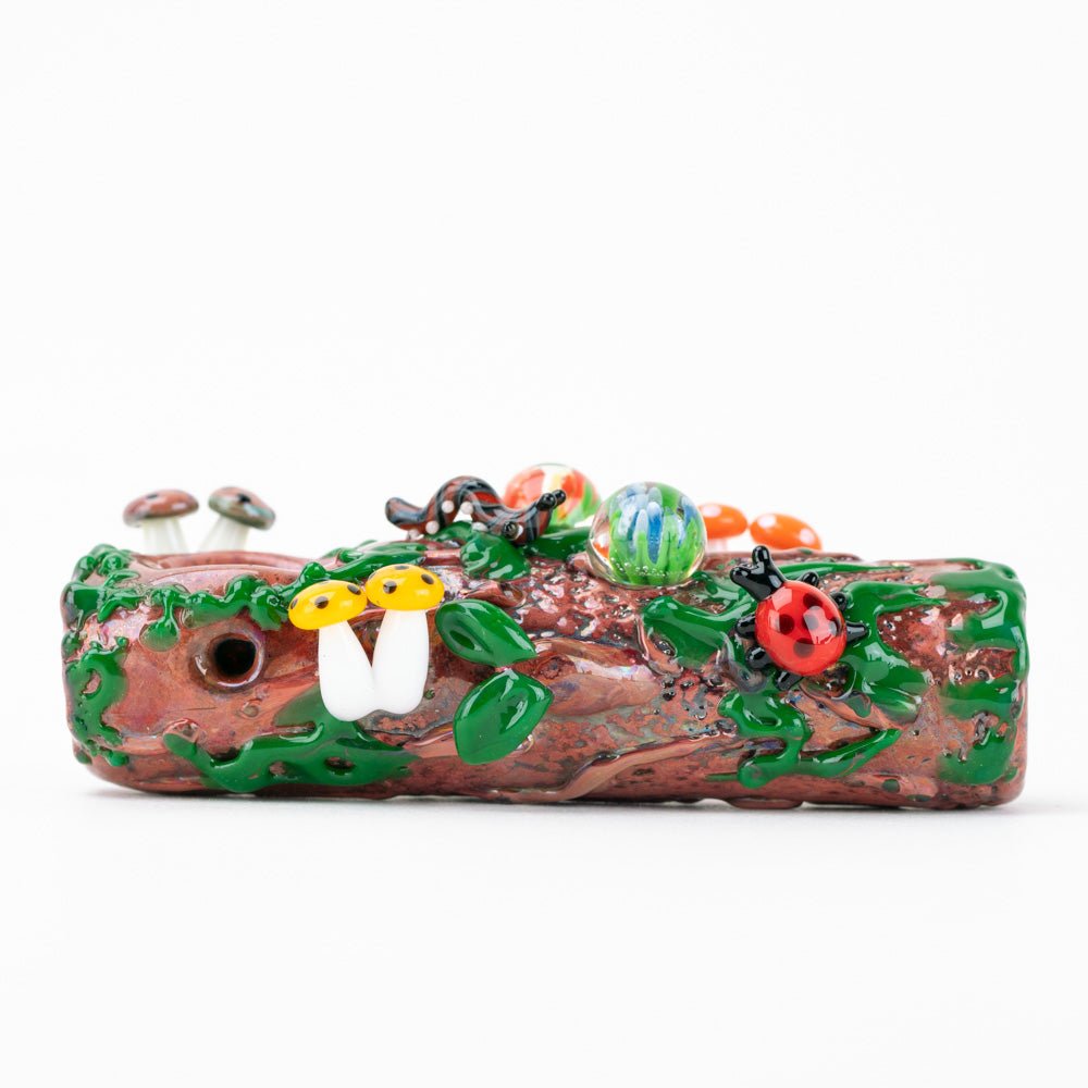Mossy Log Glass Pipe Zoomed Air Carb